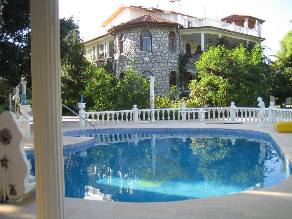 Romantik Villa Apartment Bungalow Dalaman Bagian luar foto